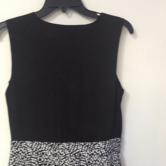 Jacob Black & White Dress - Picture 6 of 10